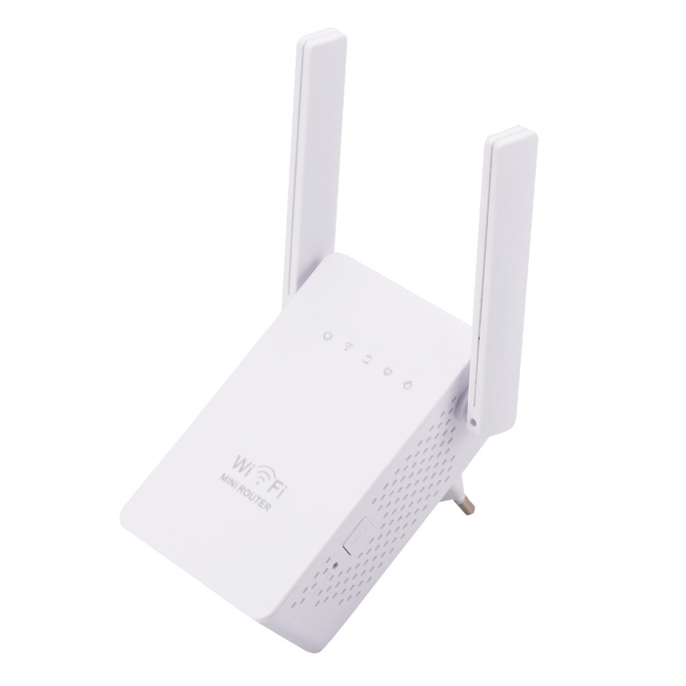 Repeater dual antenna WiFi signal amplifier