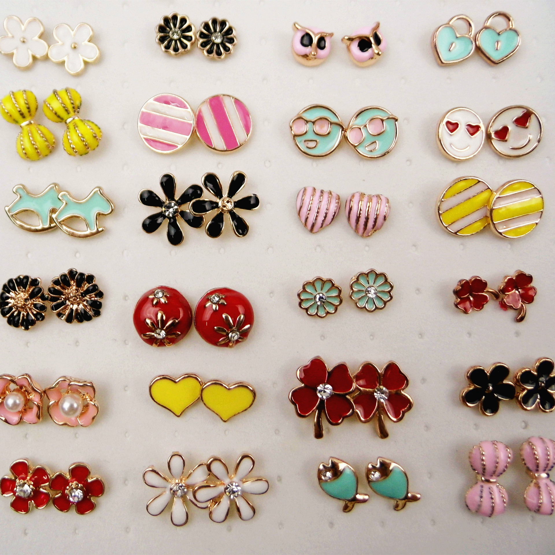 High quality oil dripping earringsmultiple cartoon patterns anti allergy earrings 50 pairs jewelry
