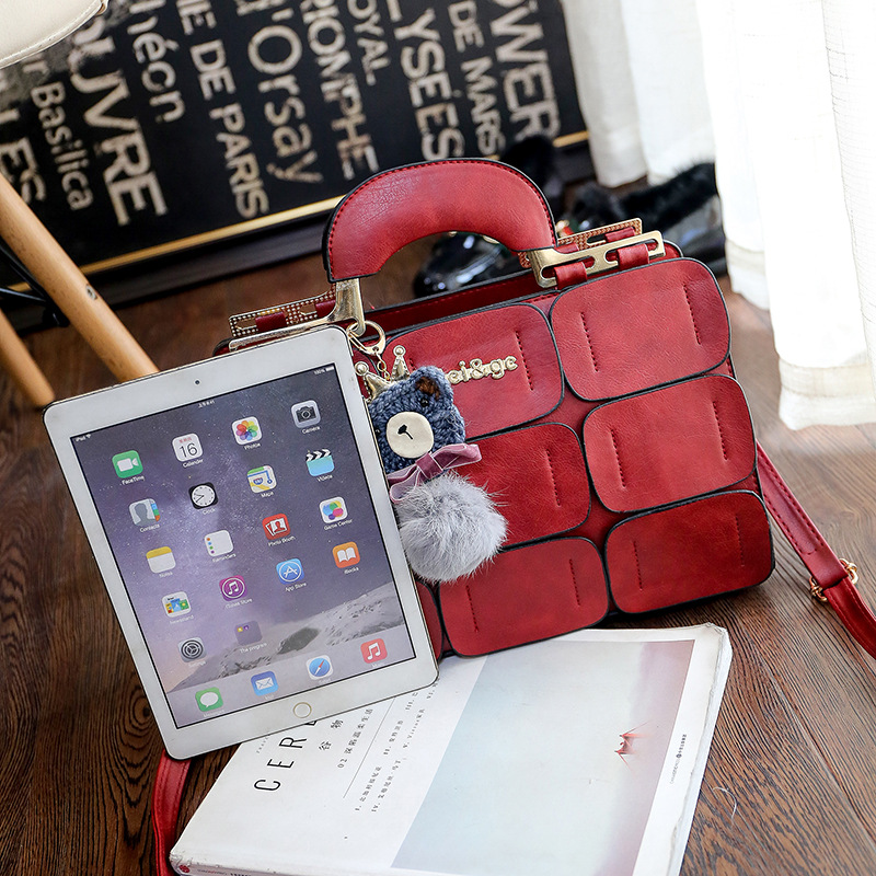 Handbag 2020 women's bag chaogongge single shoulder bag sewing Boston wool ball messenger bag