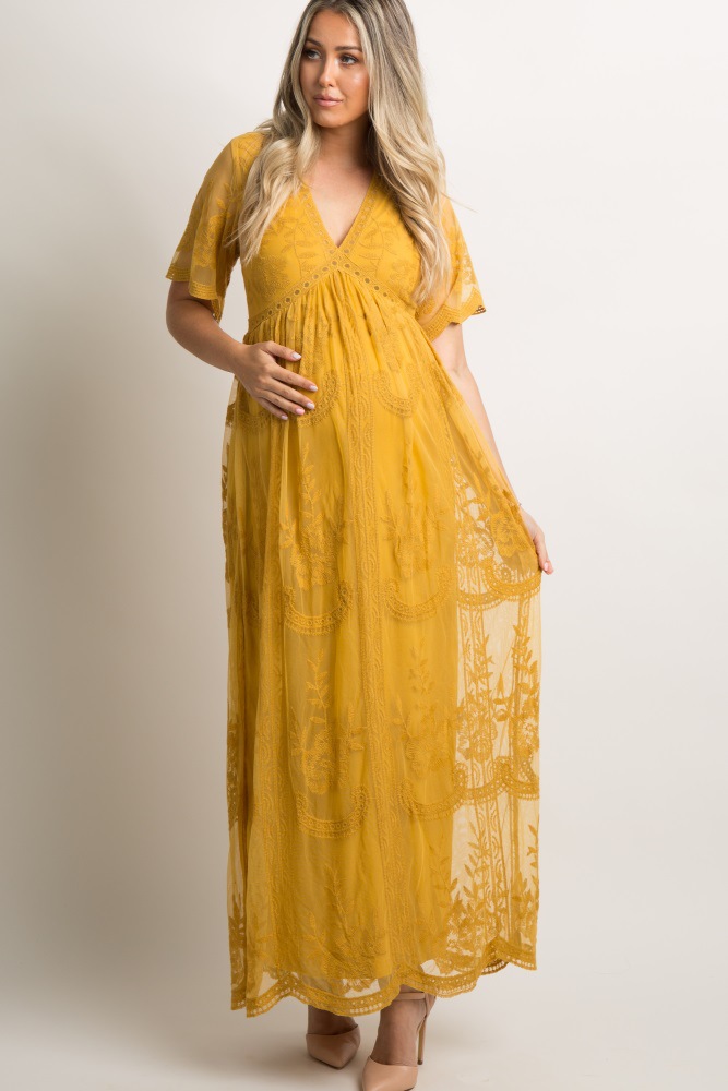 Photo of pregnant women lace dress