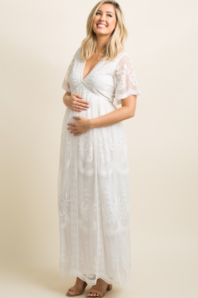 Photo of pregnant women lace dress