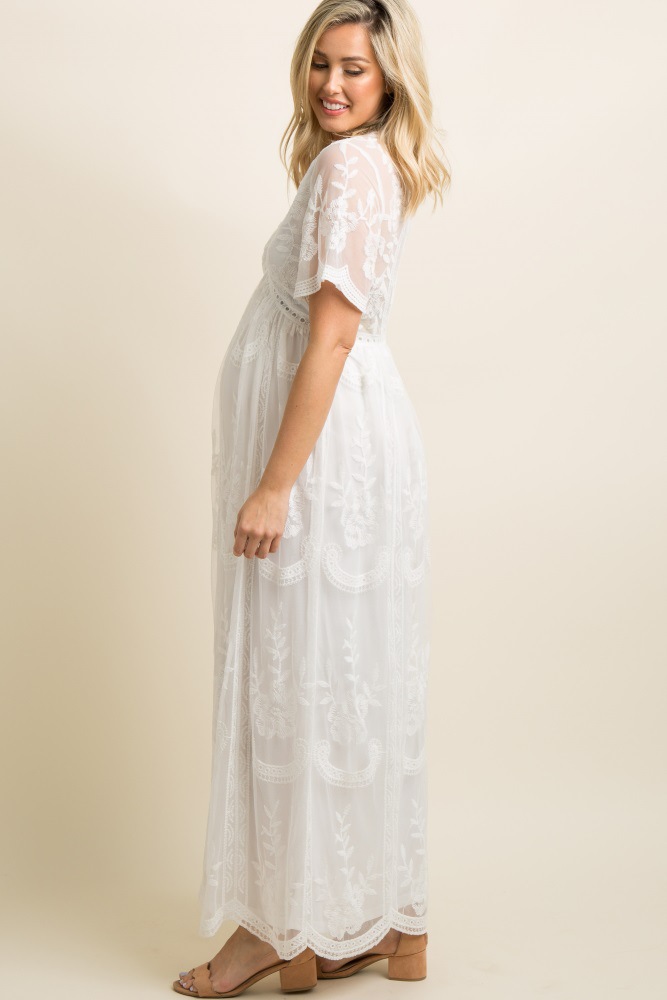 Photo of pregnant women lace dress