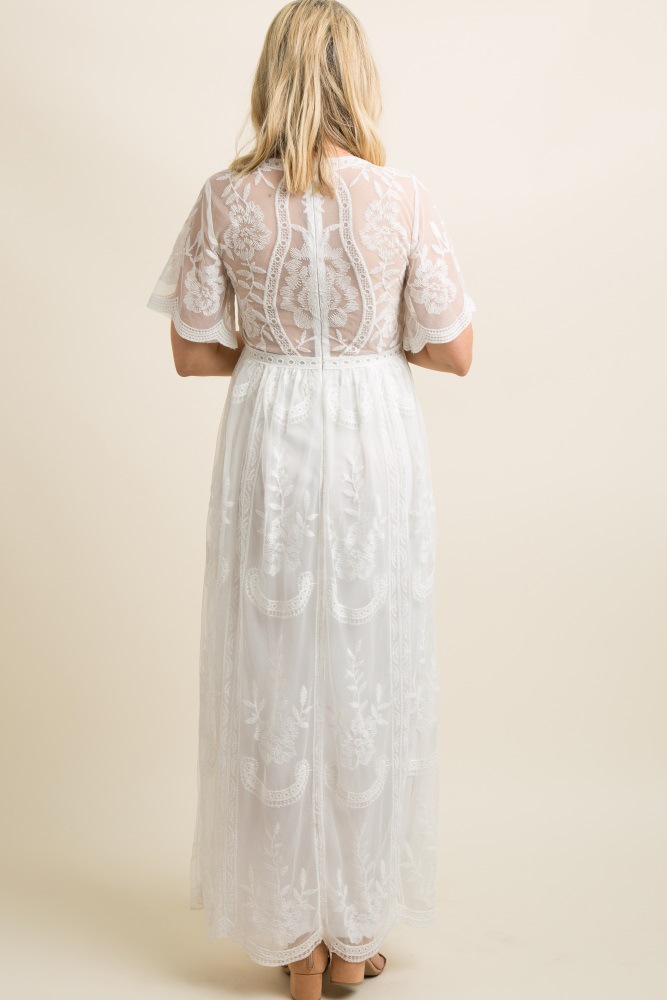 Photo of pregnant women lace dress