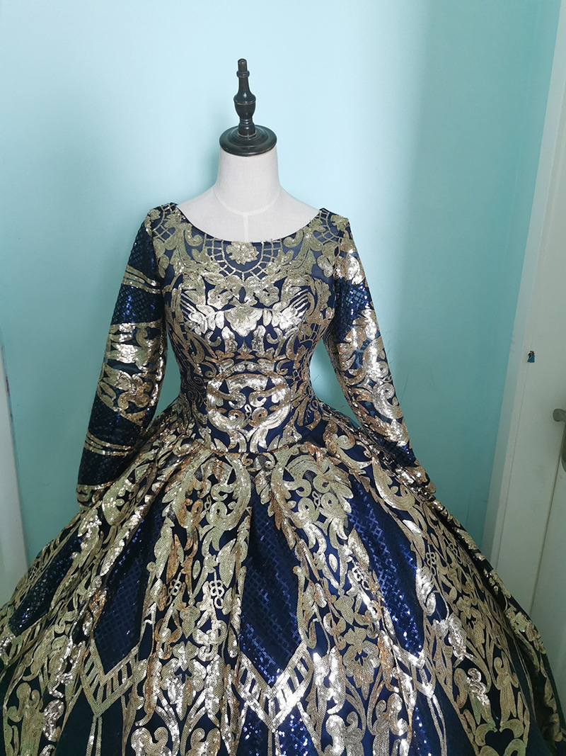 2021 New European and American brides solo wedding dress shoulder to shoulder golden dinner dress