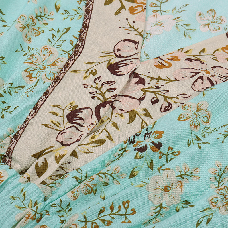 2021 European and American women's short sleeve V-neck Bohemian Floral Dress