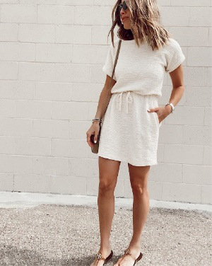 2021 Summer new women's fashion casual solid round neck short sleeve dress