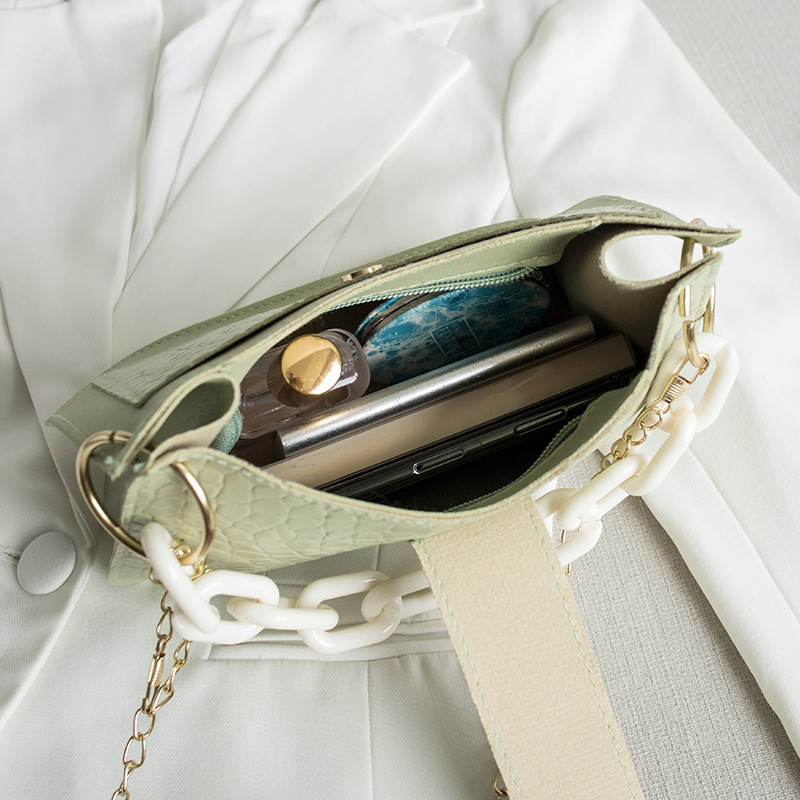 Mini fresh underarm bag 2021 crocodile single shoulder cross carry Pocket Wallet