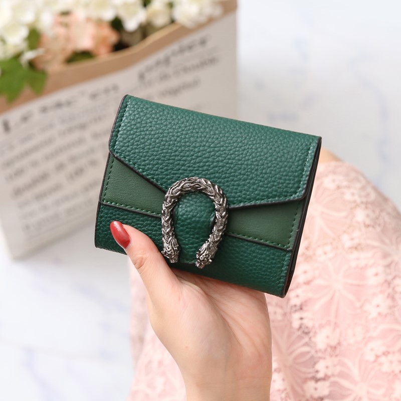 2021 New pure small wallet women's short Korean retro versatile folding Wallet