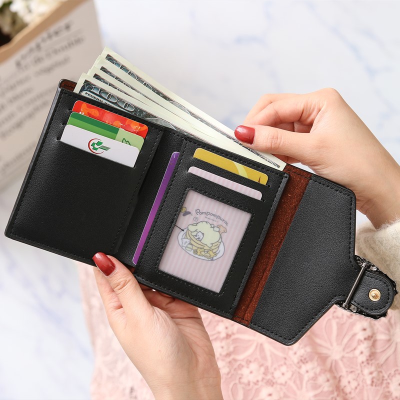 2021 New pure small wallet women's short Korean retro versatile folding Wallet