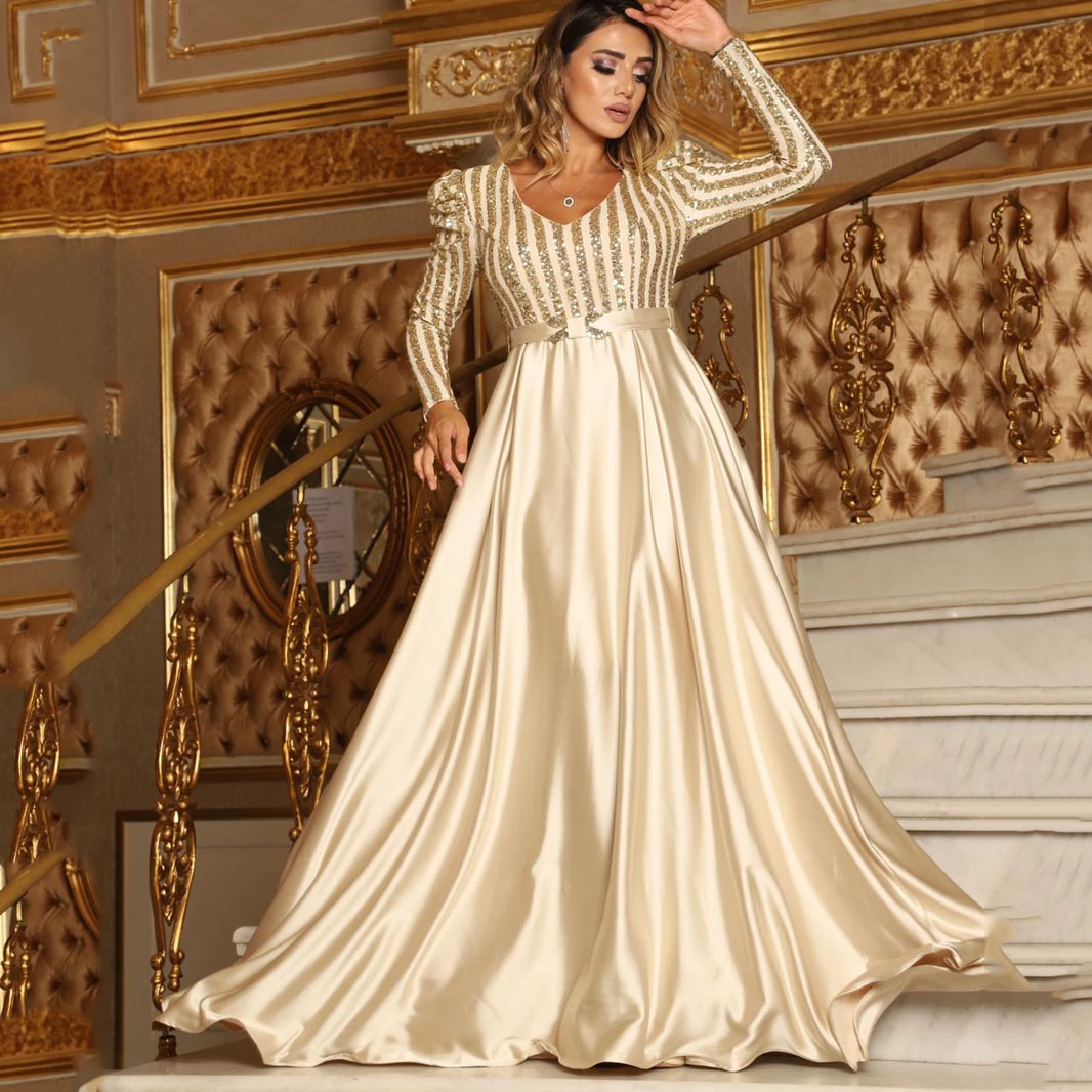 2021 New women&apos;s skirt deep V big swing sexy long dress new tailed banquet evening dress