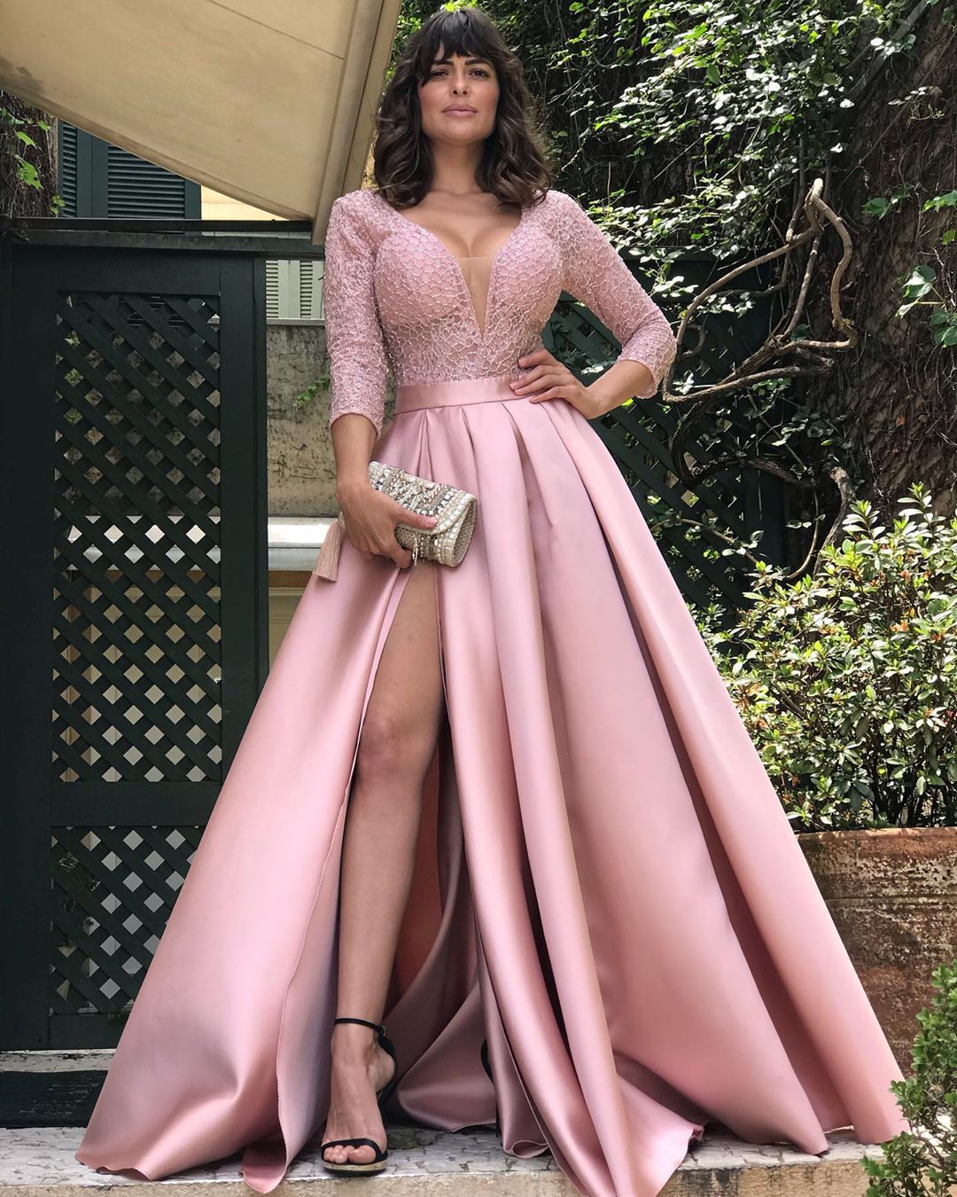 2021 New women&apos;s wear gilded big swing sexy long dress new tailed banquet evening dress