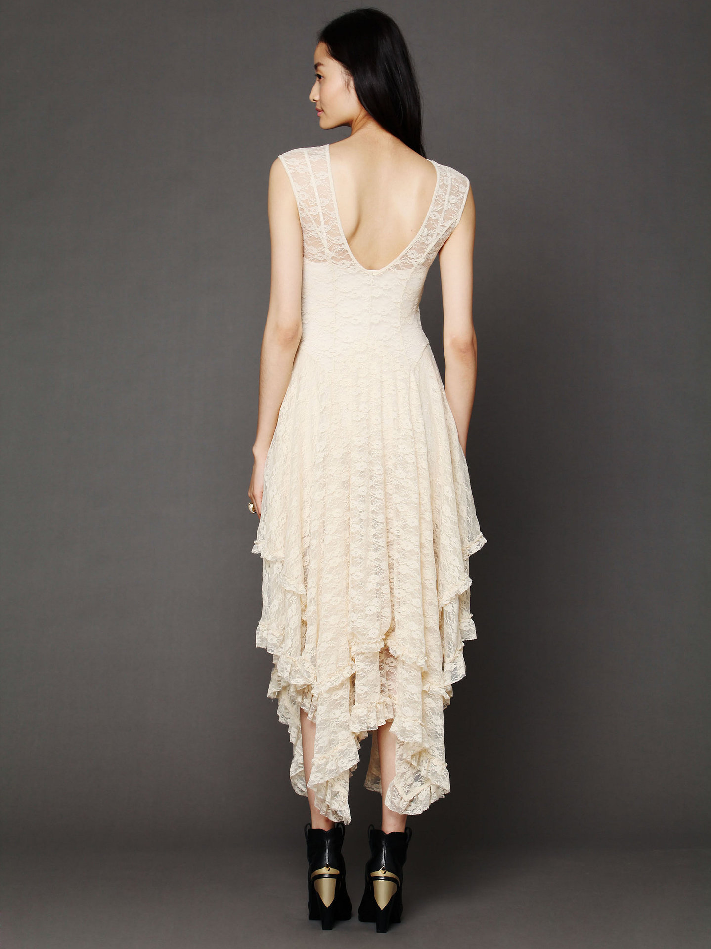 Europe station fashion women&apos;s fashion popular irregular high and low lace skirt sexy long dress