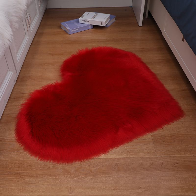 Love shaped imitation wool carpet floor mattress carpet sofa cushion foot pad Plush living room tea table sofa bedroom
