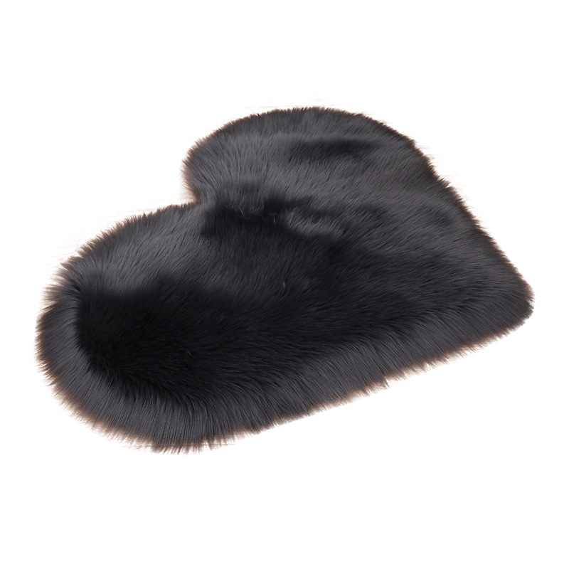 Love shaped imitation wool carpet floor mattress carpet sofa cushion foot pad Plush living room tea table sofa bedroom