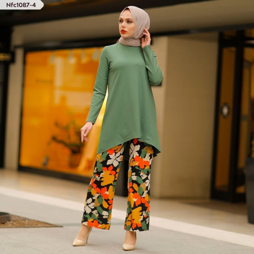 Muslim women's suit Arab women's dress suit