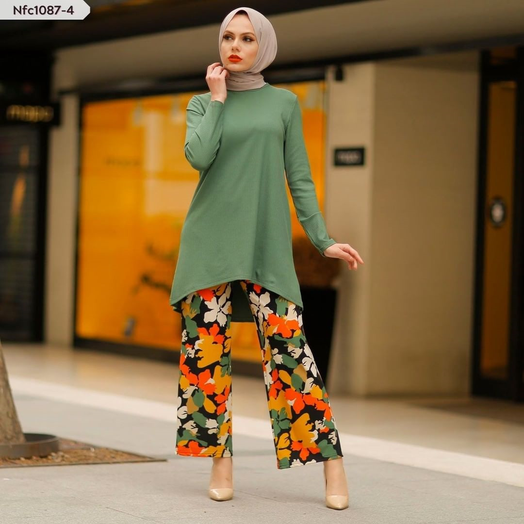 Muslim women's suit Arab women's dress suit