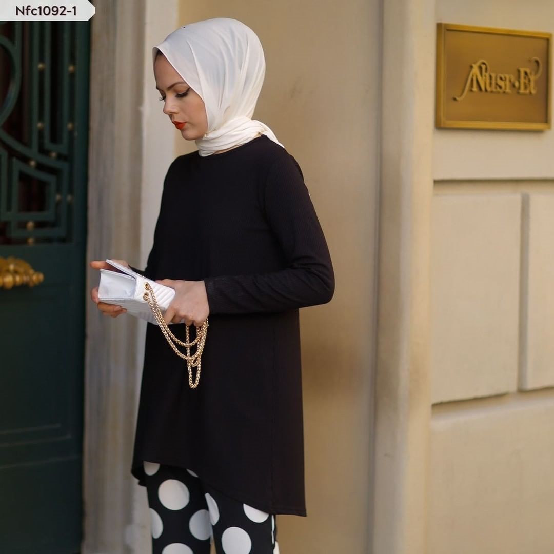 Muslim women's suit Arab women's dress suit
