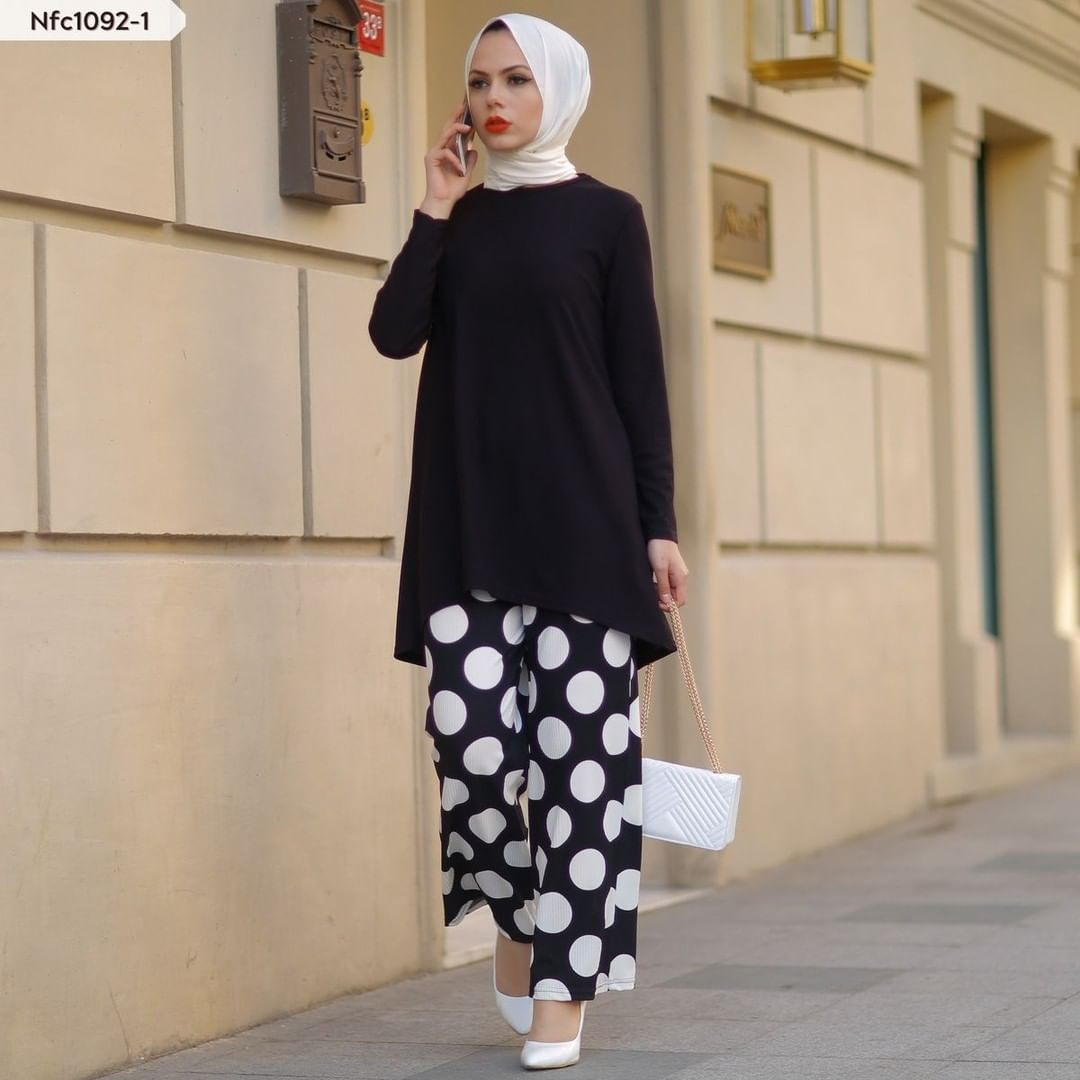 Muslim women's suit Arab women's dress suit