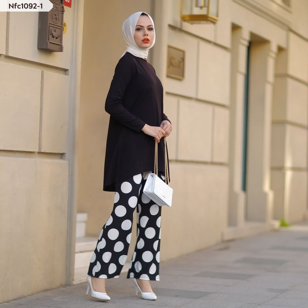 Muslim women's suit Arab women's dress suit
