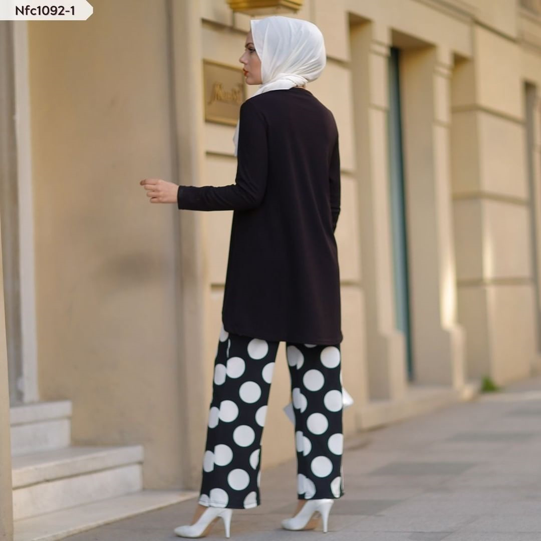 Muslim women's suit Arab women's dress suit