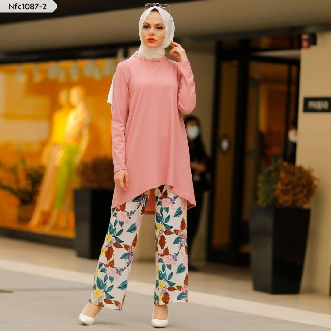 Muslim women's suit Arab women's dress suit