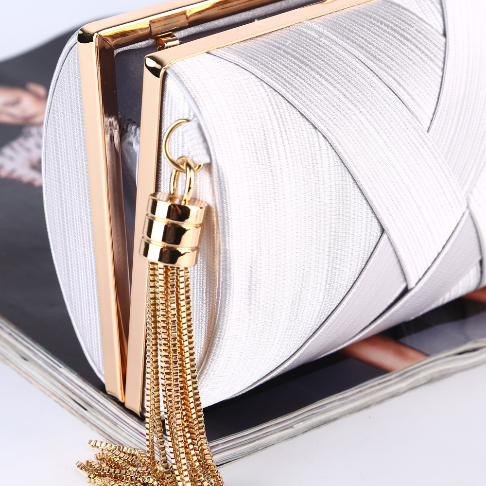 Dinner Bag NEW pure handmade tassel pendant evening bag large capacity dress bag Silk Handbag clutch bag
