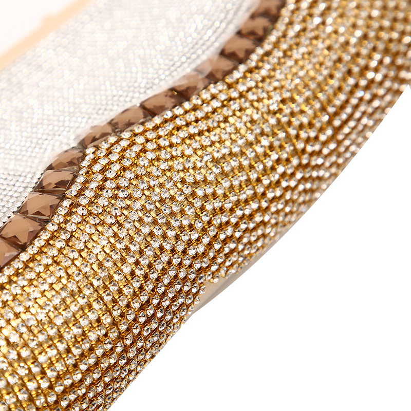 2022 New Dinner Bag Rhinestone tassel bag fashion diamond inlaid handbag European and American horizontal square handbag