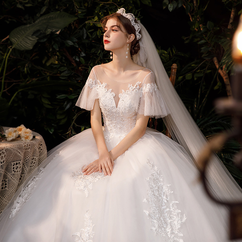 2022 New style simple temperament Sen series dream small man large size cover thick arm wedding dress