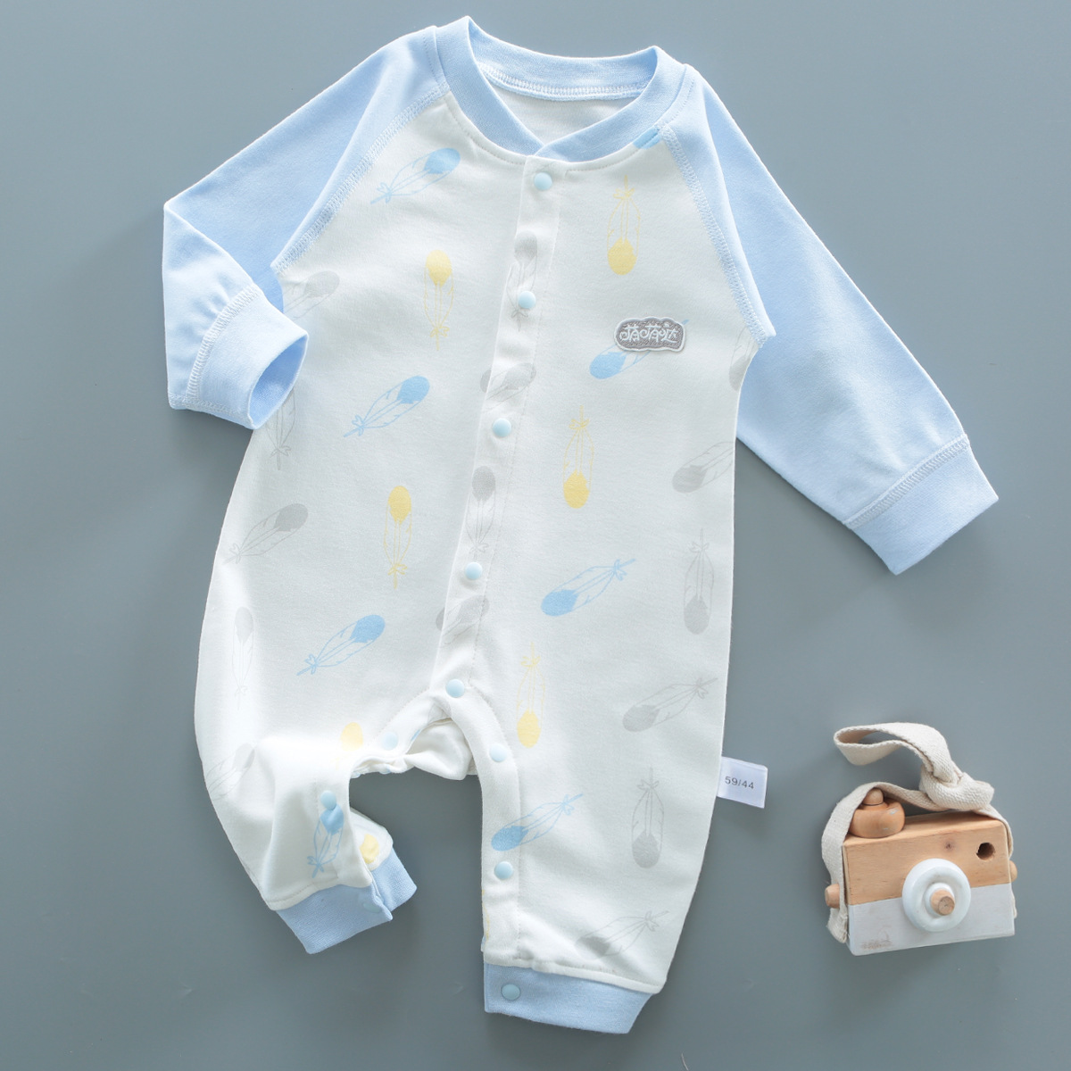 Best selling 2022 baby clothes spring and autumn children's cotton one-piece clothes boneless class a long sleeved climbing clothes for 0-1-year-old children