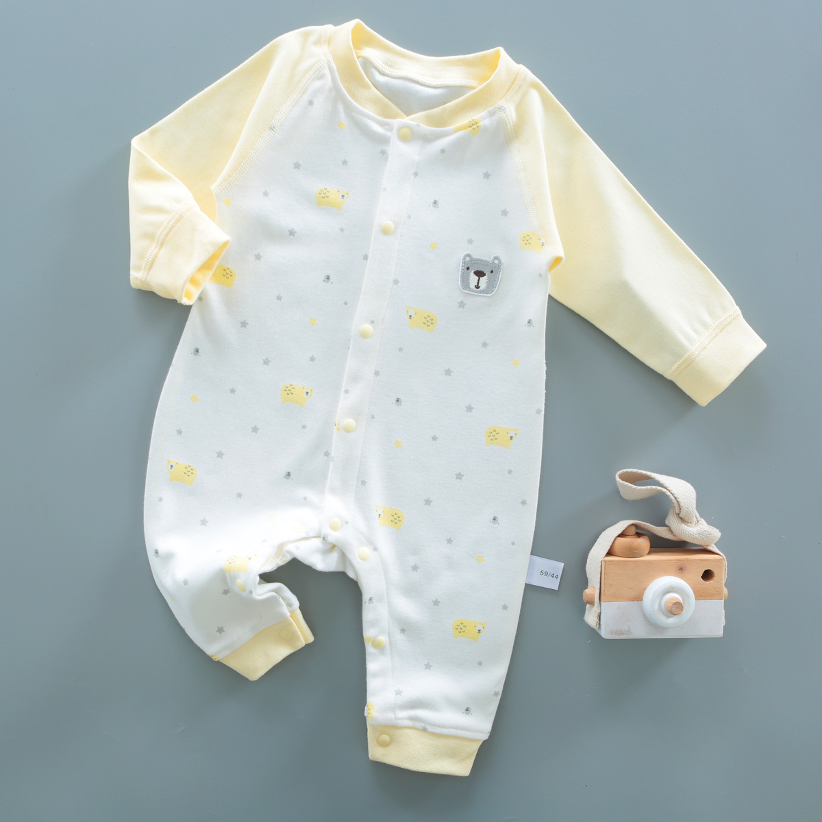 Best selling 2022 baby clothes spring and autumn children's cotton one-piece clothes boneless class a long sleeved climbing clothes for 0-1-year-old children
