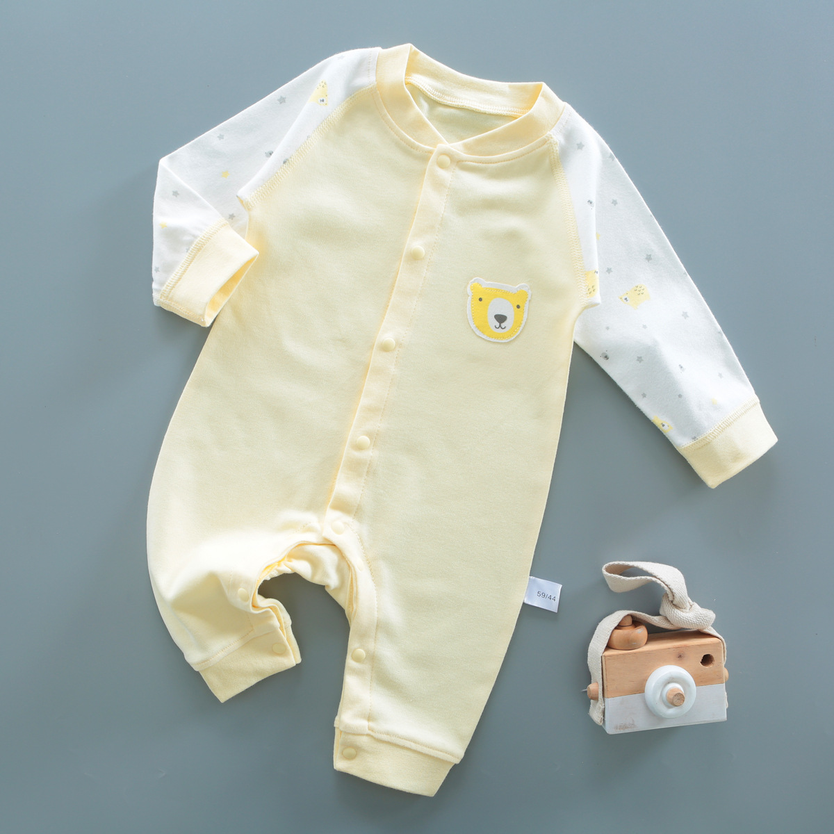 Best selling 2022 baby clothes spring and autumn children's cotton one-piece clothes boneless class a long sleeved climbing clothes for 0-1-year-old children