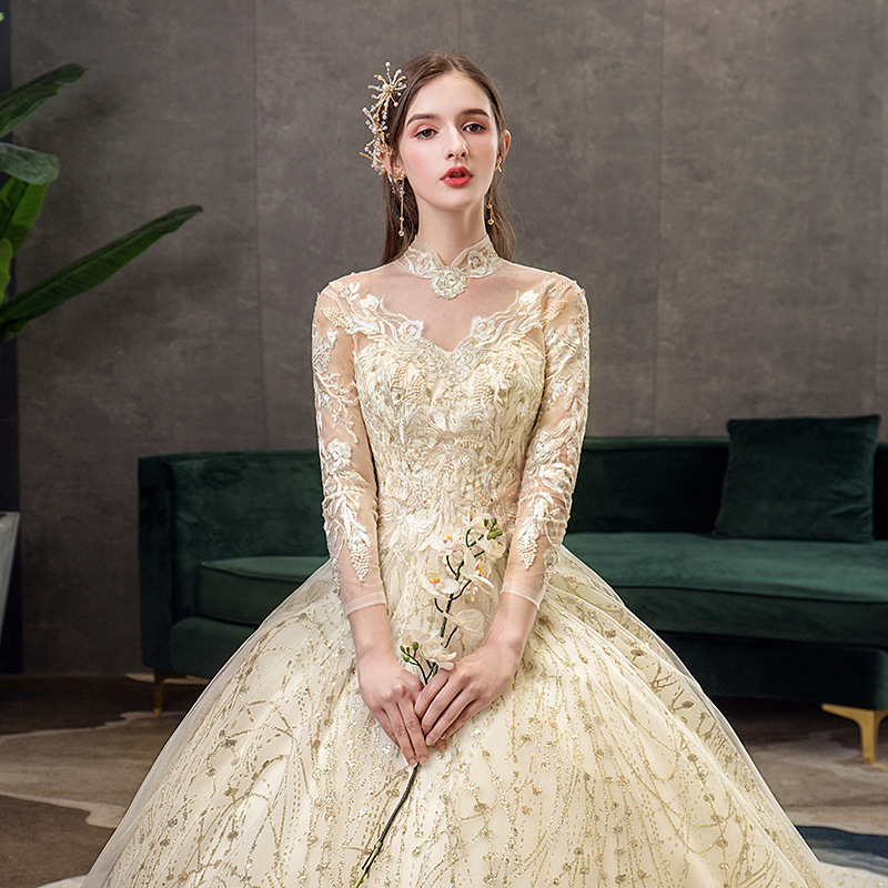 Bride's wedding 2022 new style red coin retro long sleeved collar Hepburn bride tiktok tail TD38