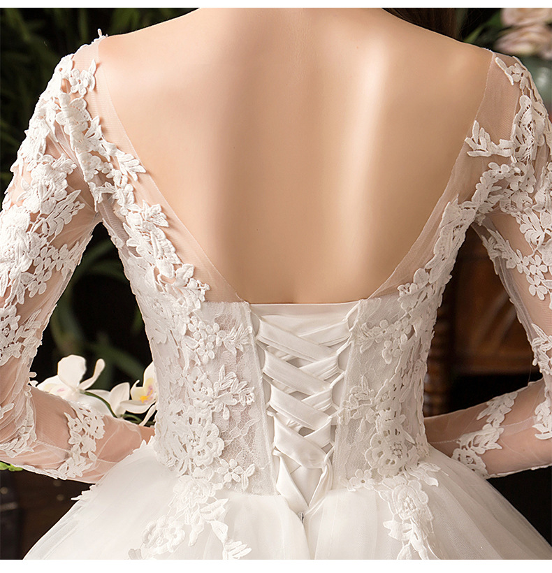 Bride's wedding dress 2022 new voice jitter tiktok Princess Bride princess dream lace hollow wedding dress D35