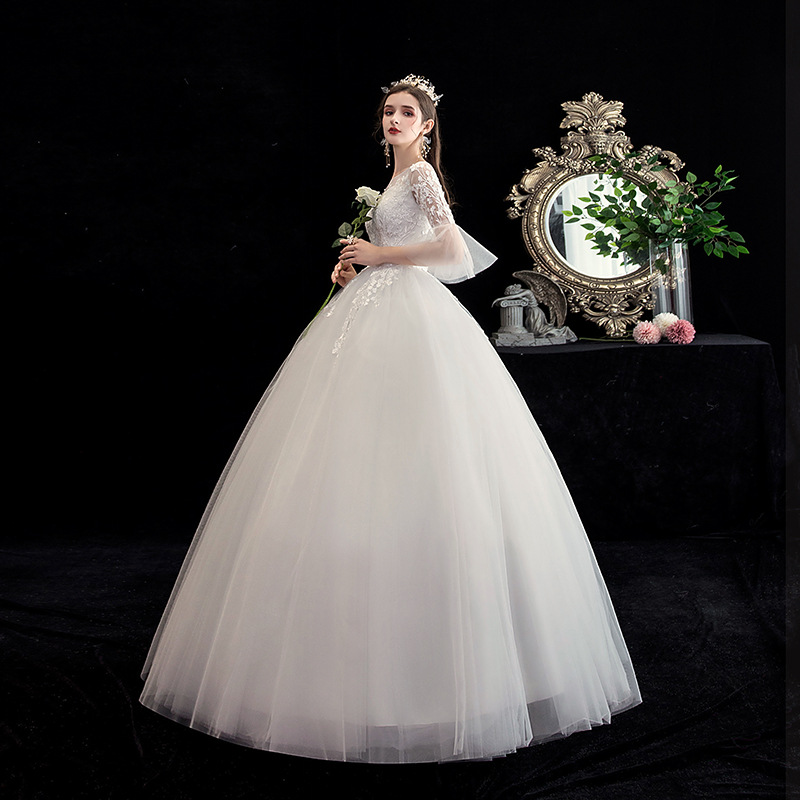 Light wedding dress 2022 new bride wedding dress Princess xianthin Sen French super fairy pengpeng skirt wholesale price