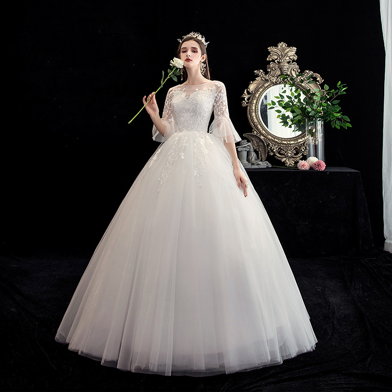 Light wedding dress 2022 new bride wedding dress Princess xianthin Sen French super fairy pengpeng skirt wholesale price