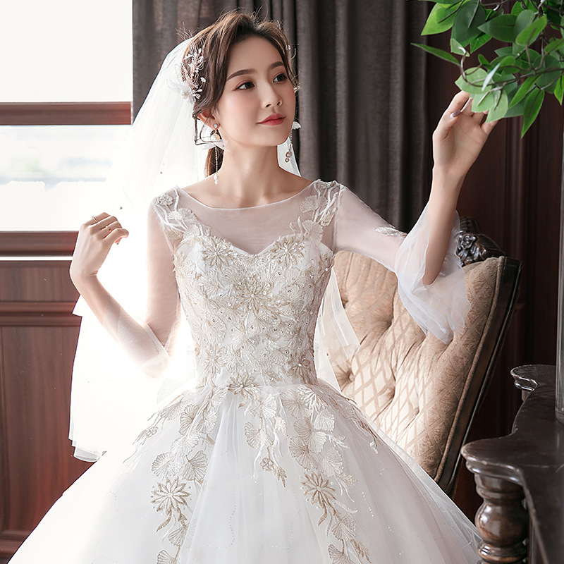 Wholesale white wedding dress 2022 new bride French Sen Department Hepburn one-shoulder long-sleeved floor length wedding dress