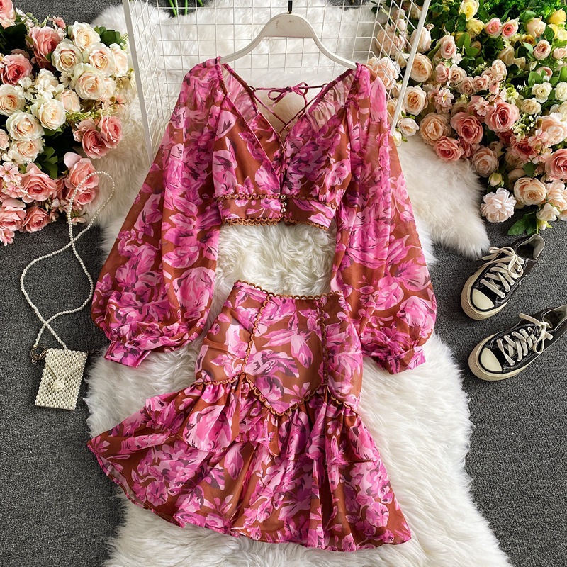 Spring and Autumn High Waist Dress Deep V-neck Lantern Sleeve Short Chiffon Shirt Top Two-piece Skirt Women's High Waist Floral Hip Suit