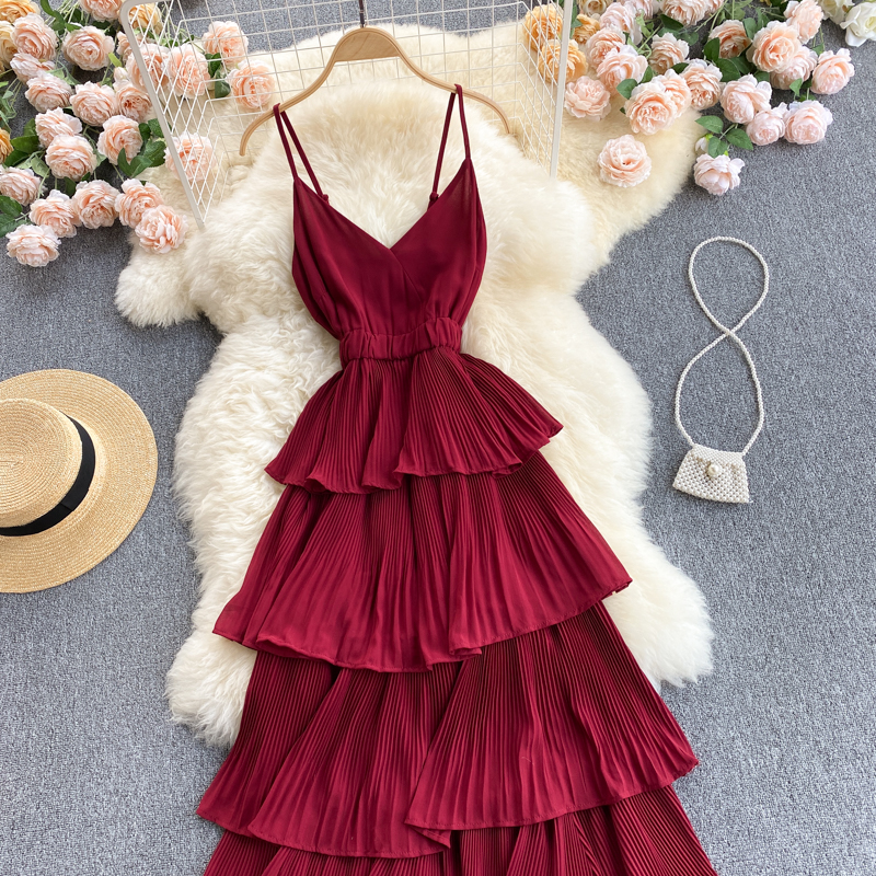 Seaside holiday dress 2022 new summer dress sexy V-neck slim mid-length pleated ruffled beach dress
