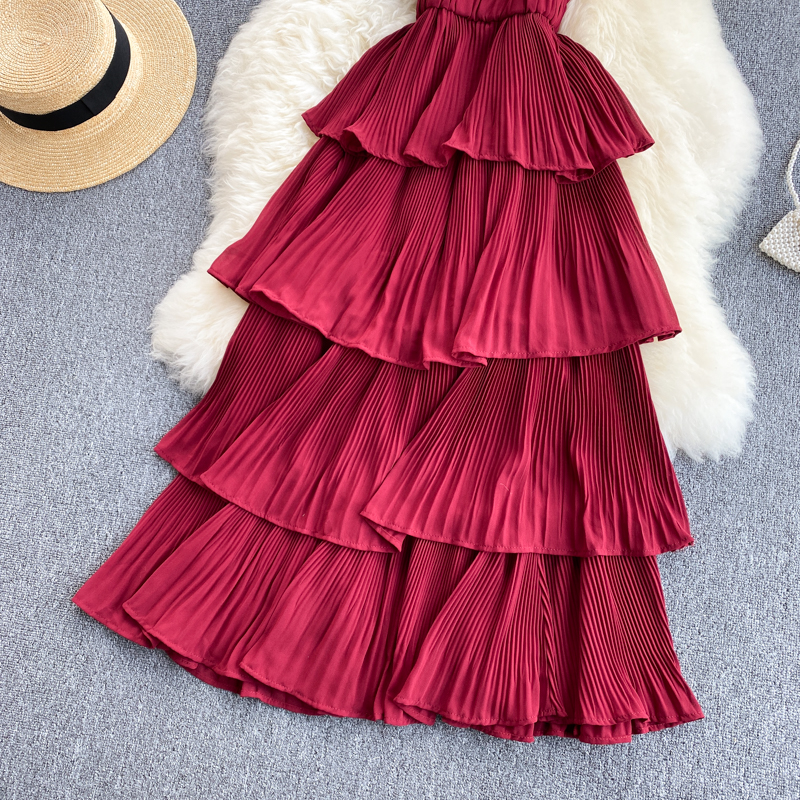 Seaside holiday dress 2022 new summer dress sexy V-neck slim mid-length pleated ruffled beach dress