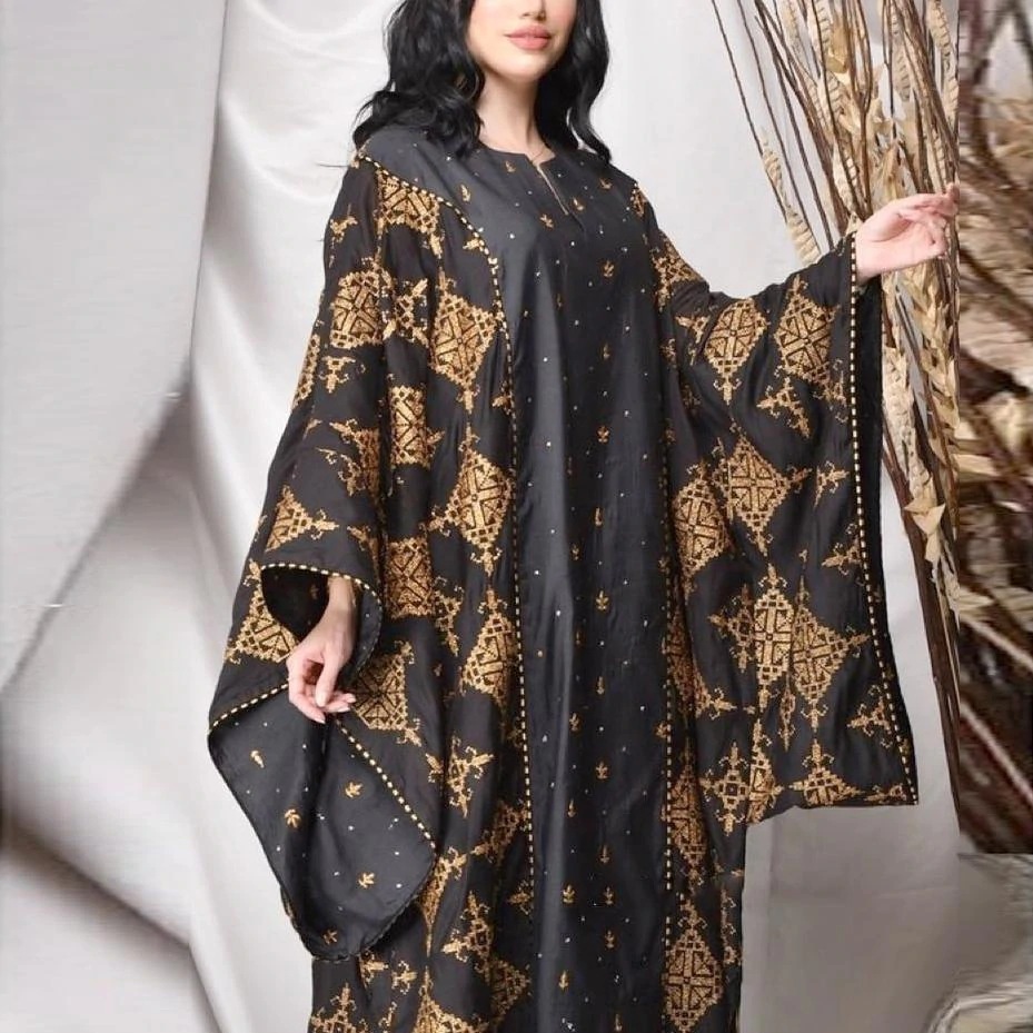 2022 Spring and summer new women's black printed breathable loose dress Middle East robe dress