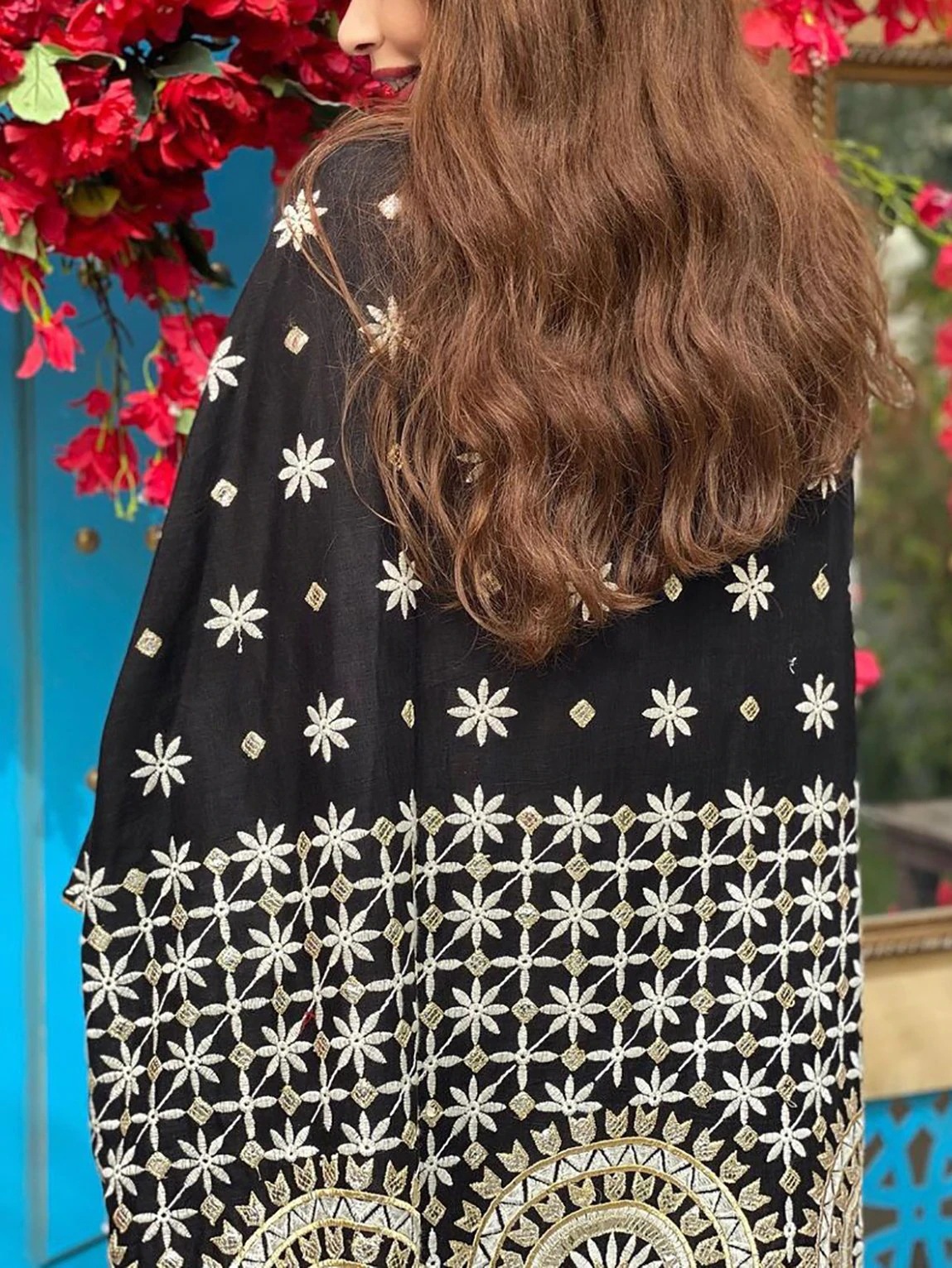 2022 Spring and summer new women's Amazon black printed gold breathable loose dress Middle East robe dress