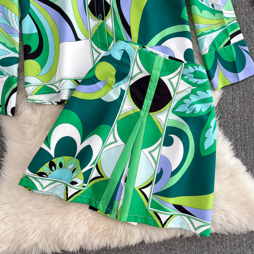 Fashion suits women's casual retro loose all-match printed long shirt two-piece high-waisted wide-leg shorts suit