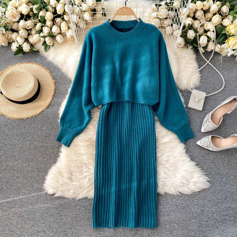 Dress suit 2022 new ladies knitted top short high waist all-match vest skirt fashionable two-piece set