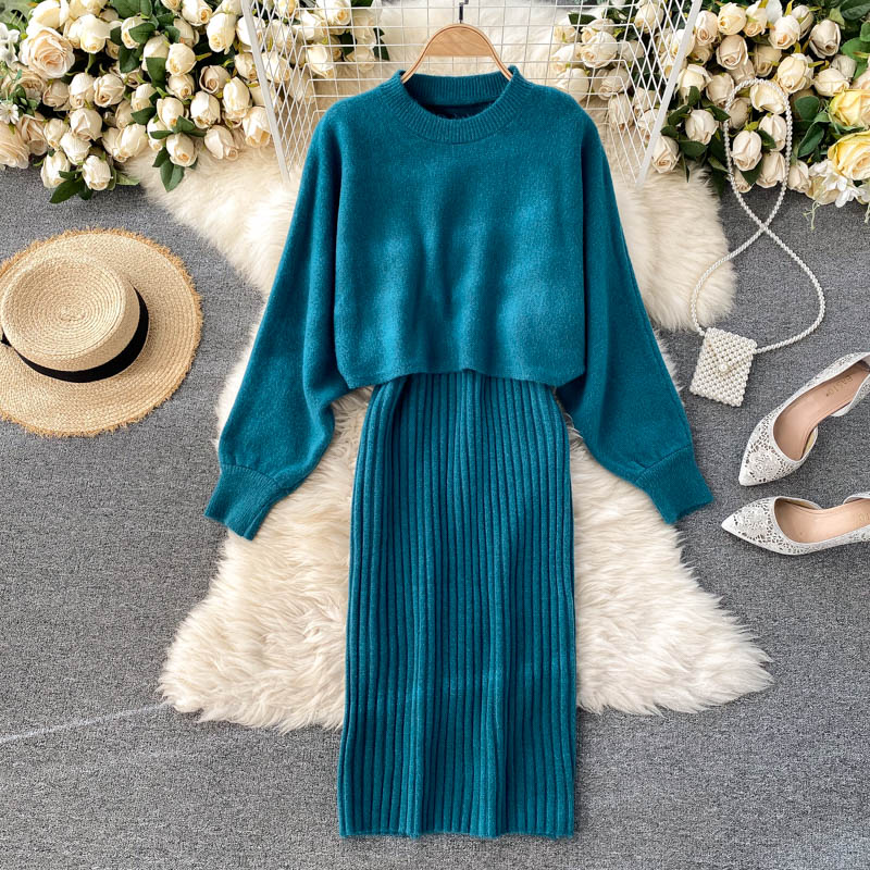 Dress suit 2022 new ladies knitted top short high waist all-match vest skirt fashionable two-piece set