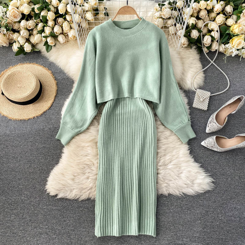 Dress suit 2022 new ladies knitted top short high waist all-match vest skirt fashionable two-piece set