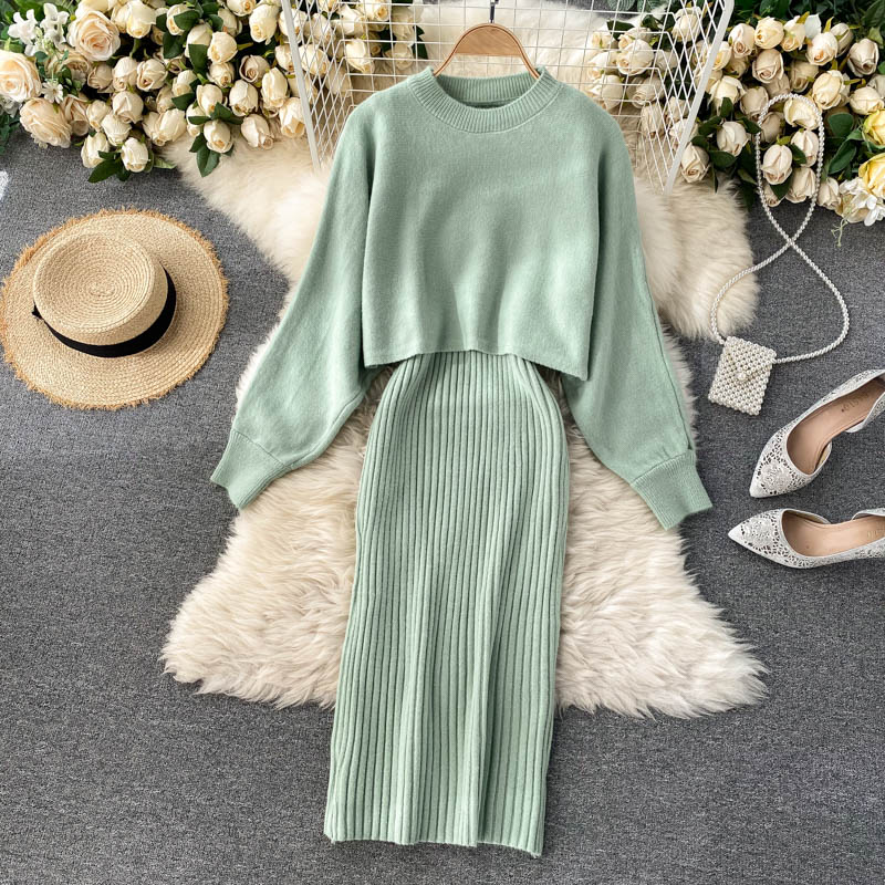 Dress suit 2022 new ladies knitted top short high waist all-match vest skirt fashionable two-piece set