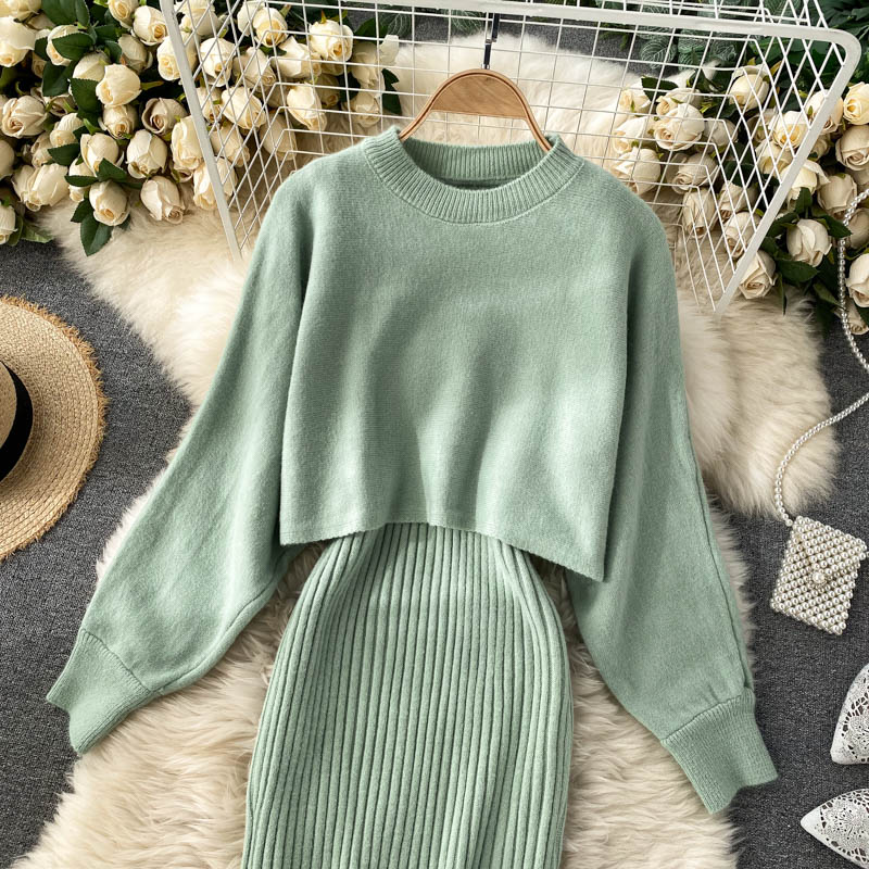 Dress suit 2022 new ladies knitted top short high waist all-match vest skirt fashionable two-piece set
