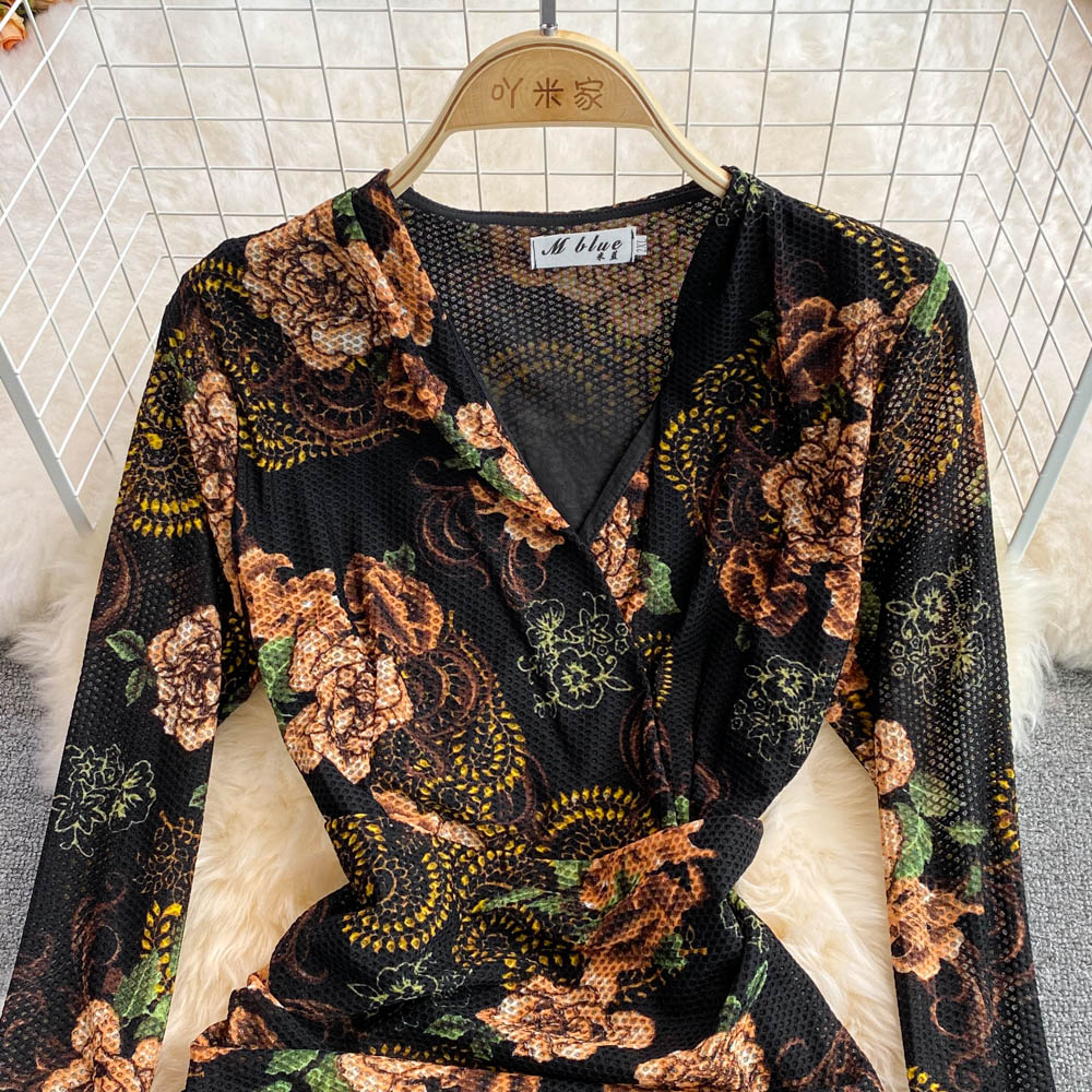 Summer ladies temperament femininity V-neck mesh stretch tight dress fashion slit bag hip dress long skirt