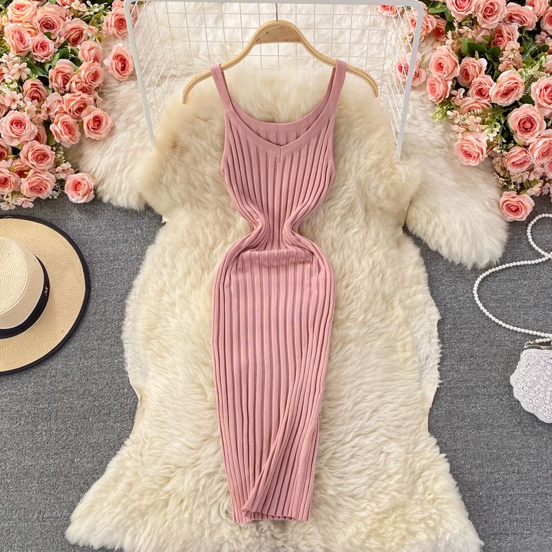 Knitted vest skirt women's 2022 autumn Korean version sexy backless mid-length tight-fitting elastic slimming hip dress