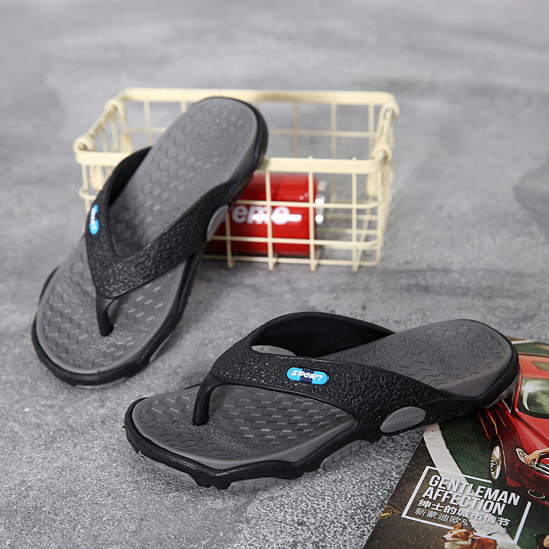Summer New Men&apos;s Clip-toed Slippers Casual Men&apos;s Outdoor Non-slip Beach Shoes Indoor Slippers Men